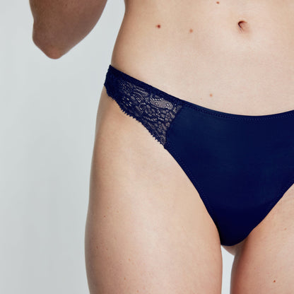 Smooth Fine Lace Thong Navy